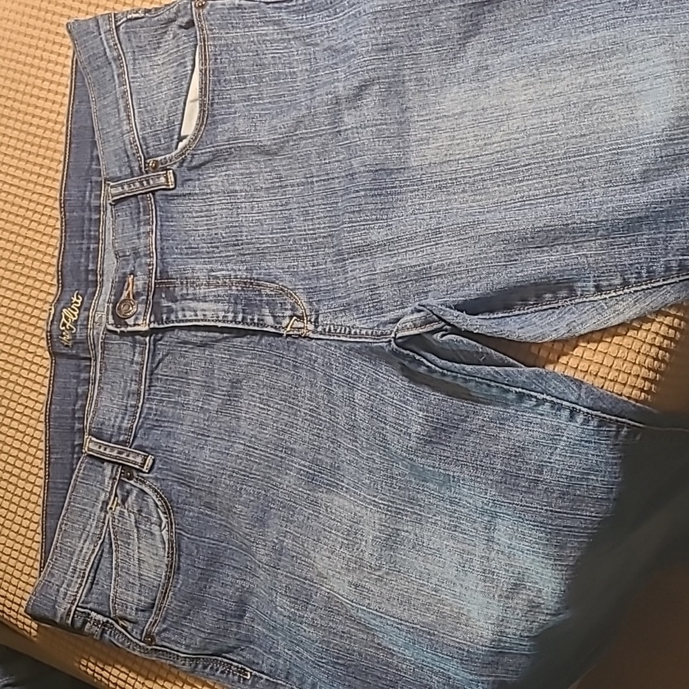 Old Navy Flirt Womens 16 regular denim blue jeans